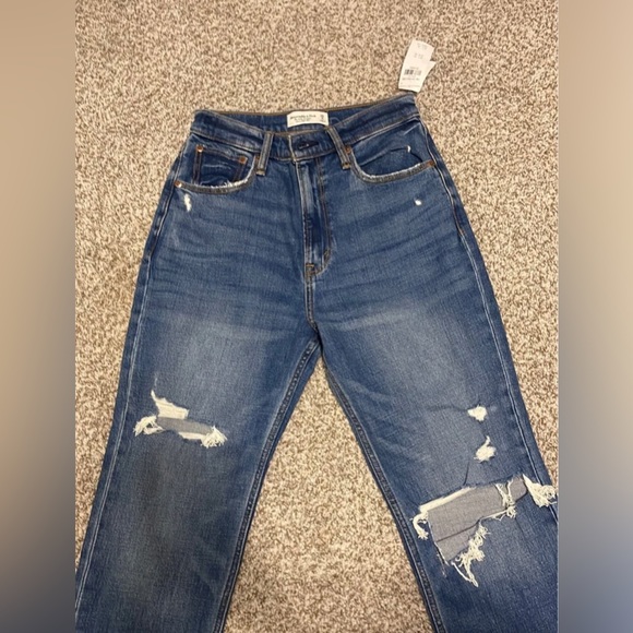 Abercrombie and Fitch Jeans - Picture 2 of 5
